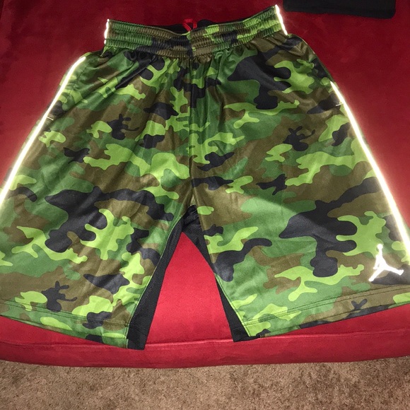 jordan camo shorts